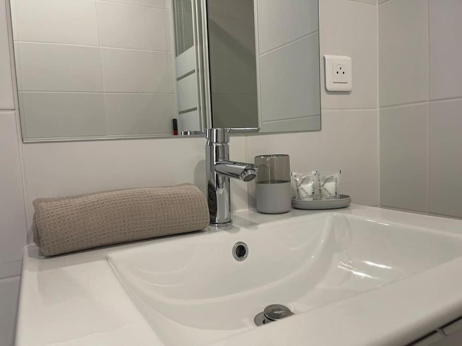 Studio Cosy Rue Alexander Taylor, Wifi, 2 Pers 波城 外观 照片
