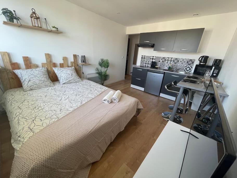 Studio Cosy Rue Alexander Taylor, Wifi, 2 Pers 波城 外观 照片